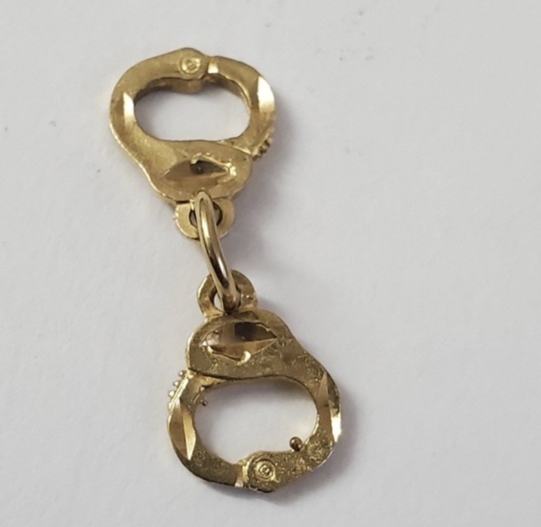 Vintage Rembrandt Solid 10K Yellow Gold Handcuffs Charm Pendant RJC 10Kt 1.35g