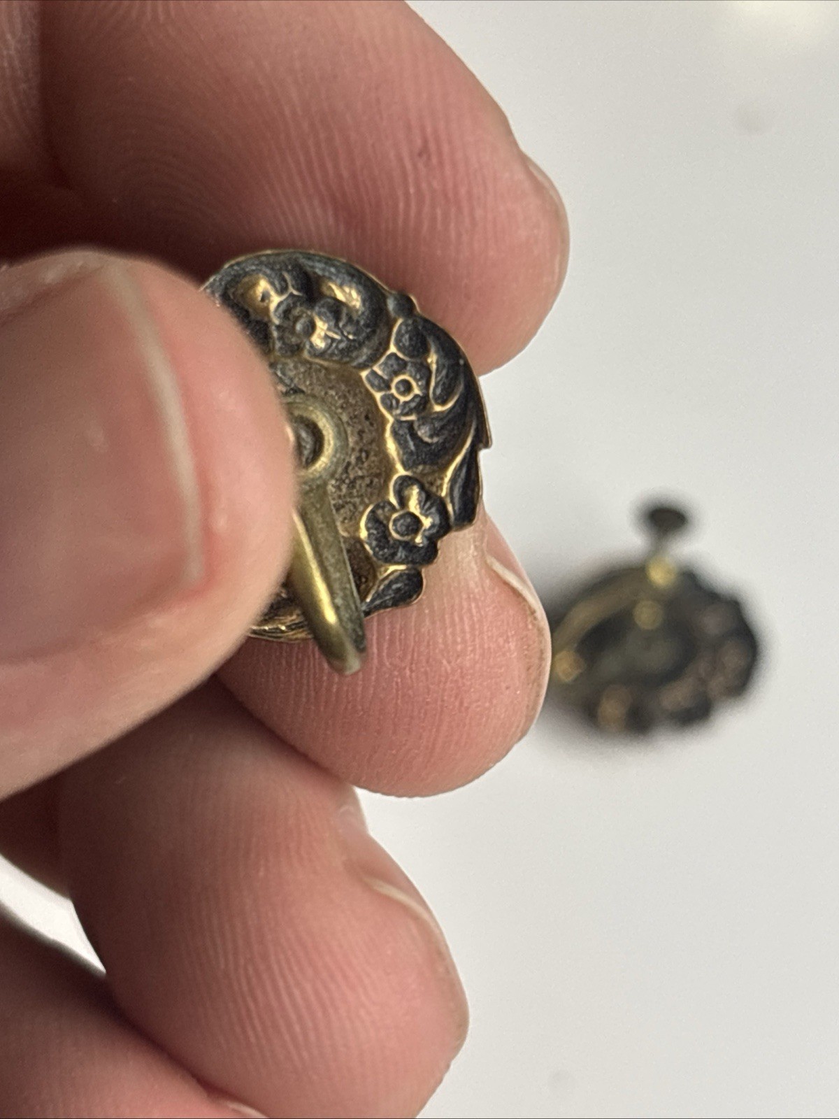 Vintage Cameo Screw Back Earrings