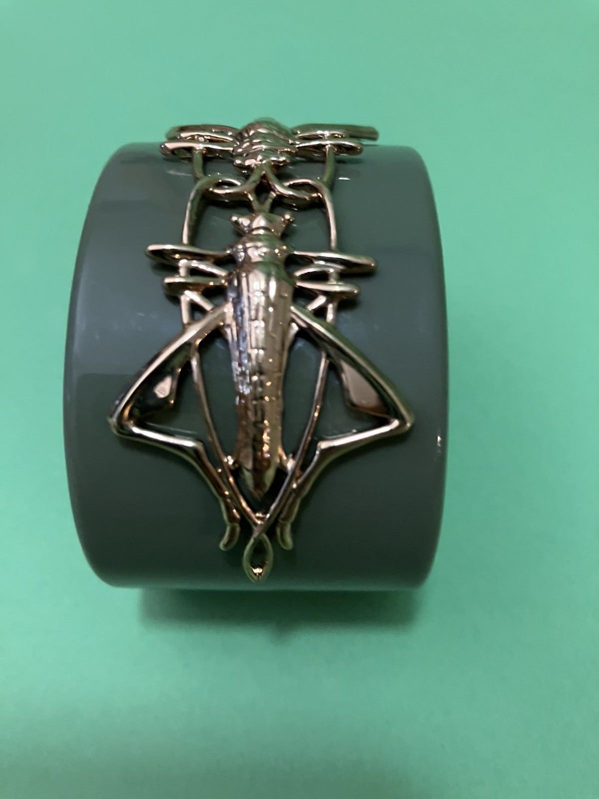 Tory Burch Green Grasshopper Cuff Bracelet Resin & metal Signed fits small wrist