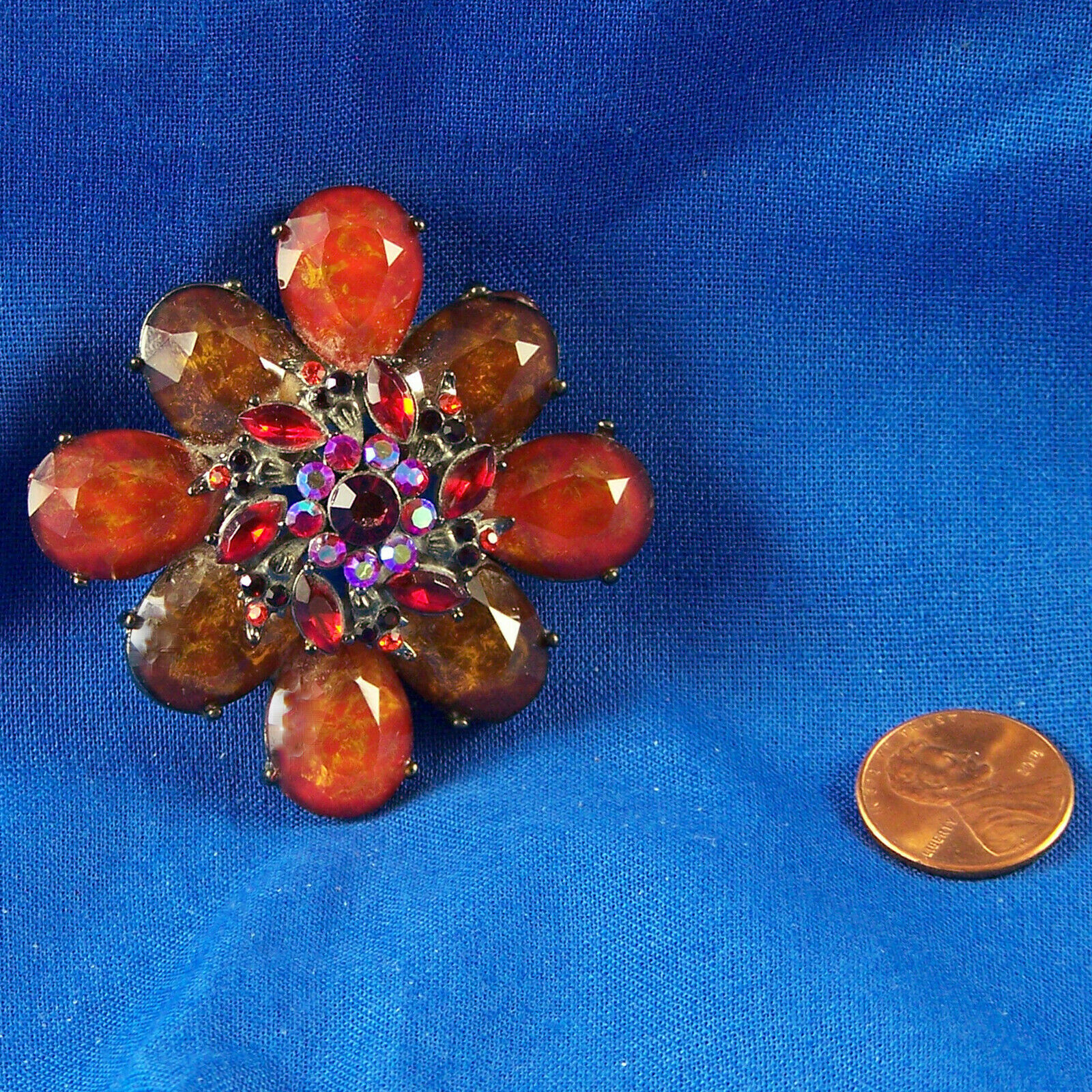 Flower Pin Cluster Rhinestone Brown Orange Red Aurora Borealis BronzeTone Brooch