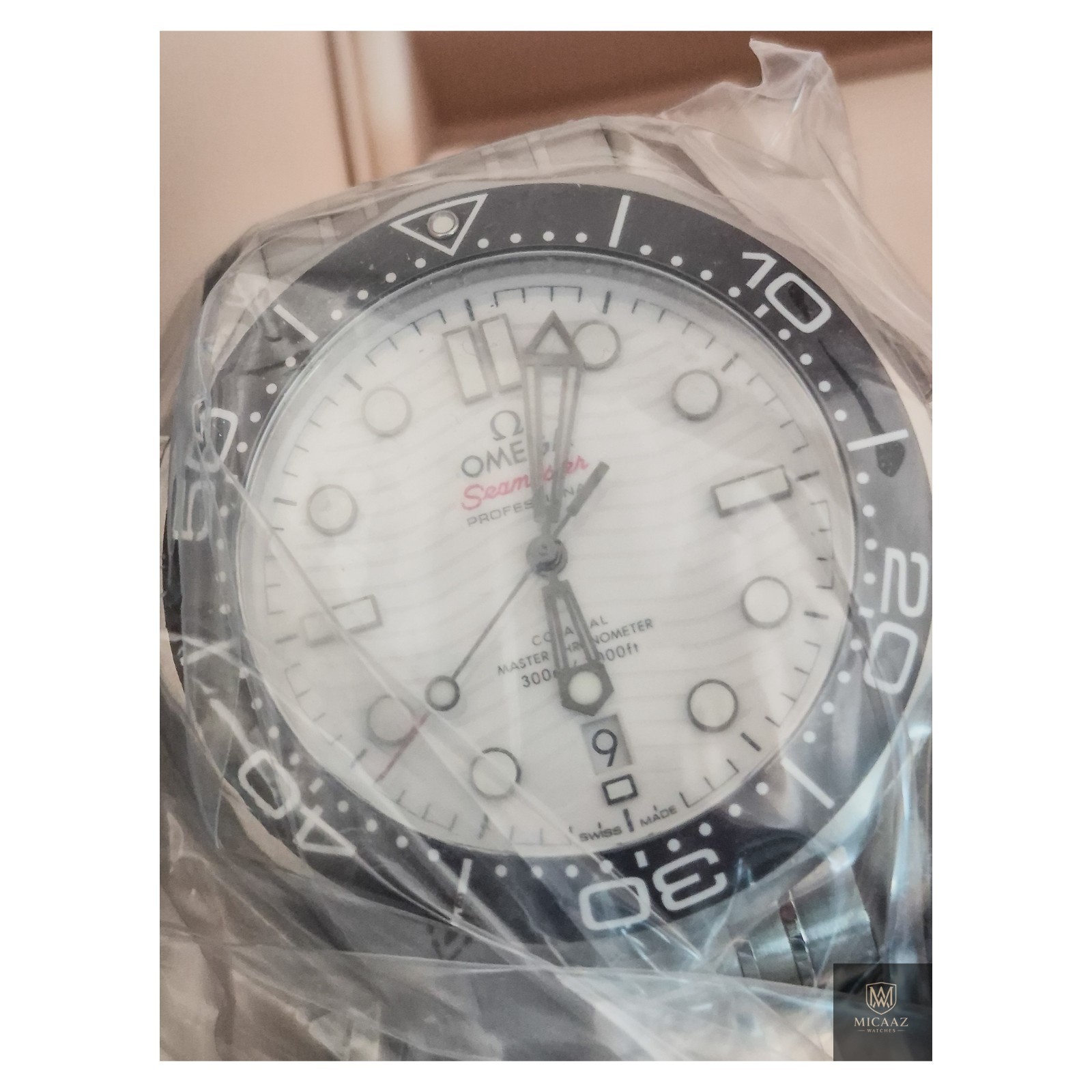 2026 – Unopened Omega Seamaster Diver 300M White 210.30.42.20.04.001 Full Set