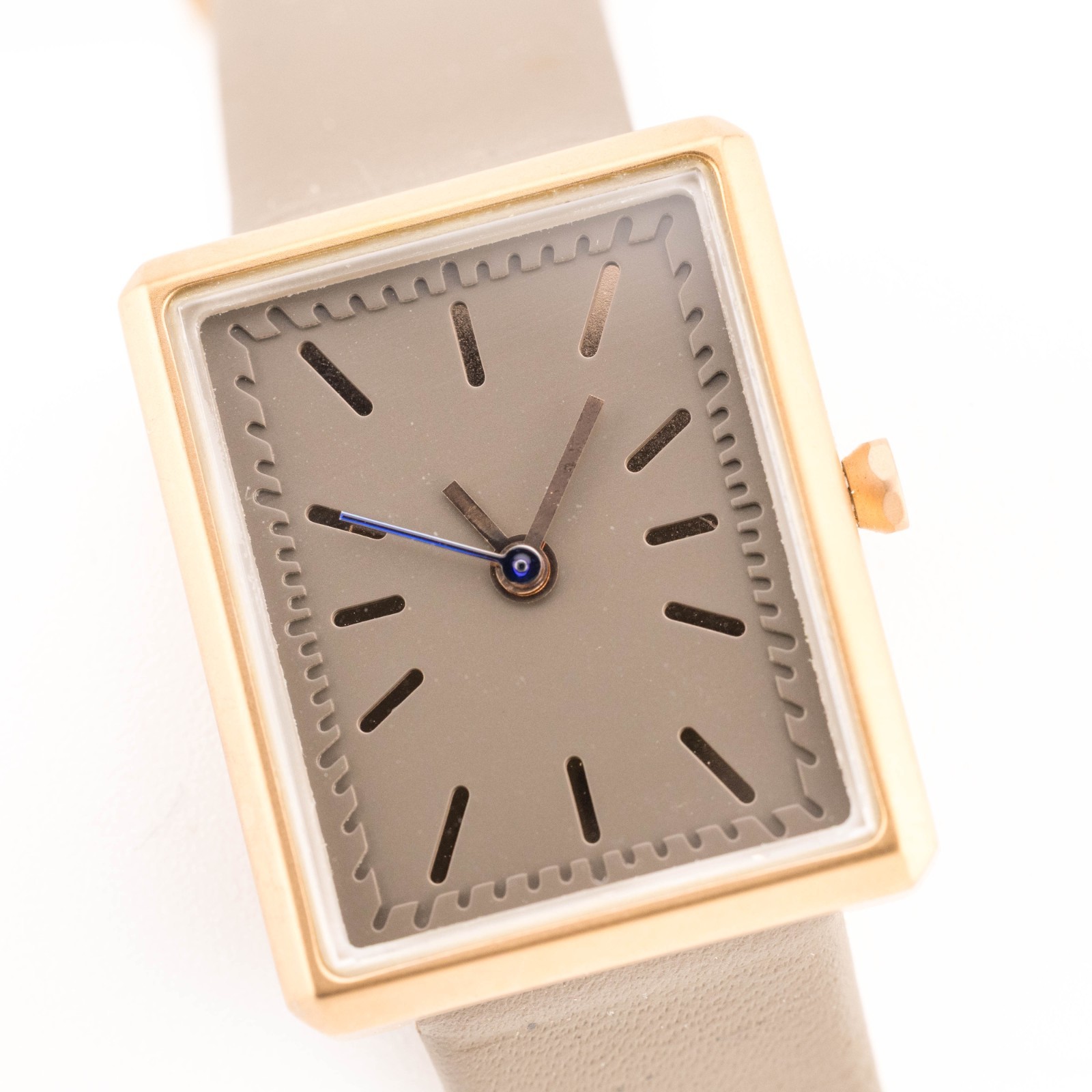 Fromhence 2301 Made in Korea Genuine Leather Quartz Women’s Watch New Battery
