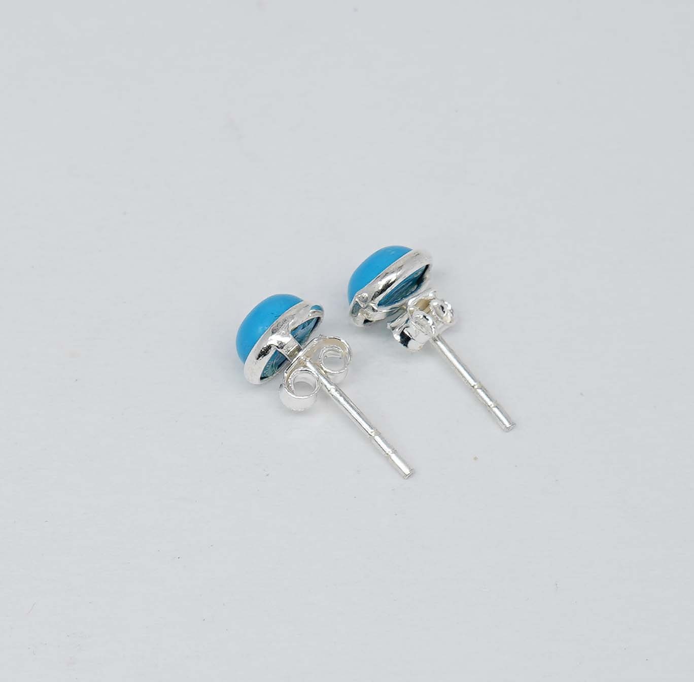 925 Solid Sterling Silver Sleeping Beauty Turquoise Round Shape Stud Earring