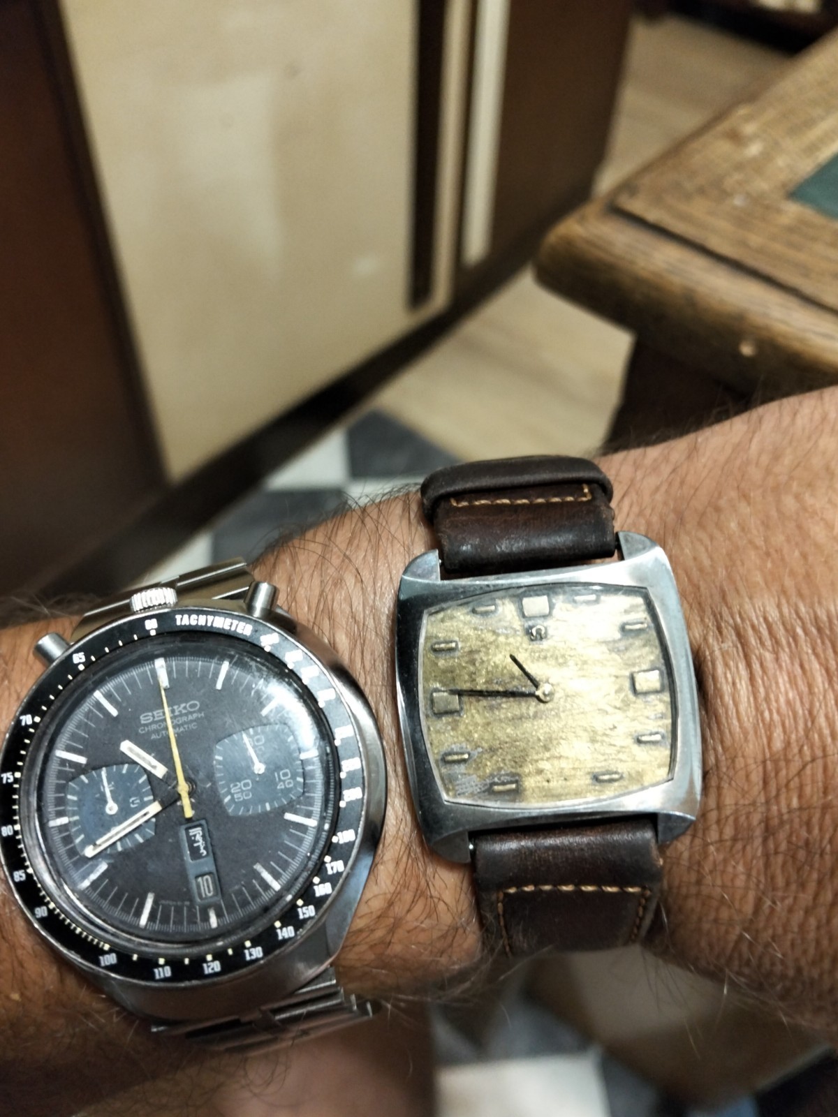 omega de ville men