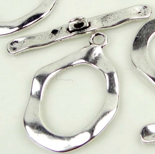 4 Hammered Antique Silver Pewter Oval Toggle