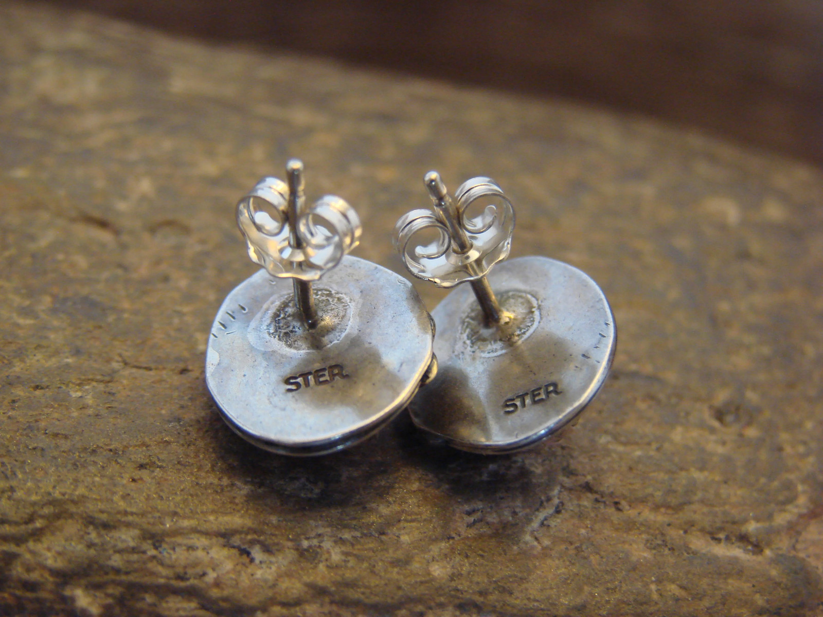 Native American Sterling Silver & Pink Conch Shell Post Earrings by Largo
