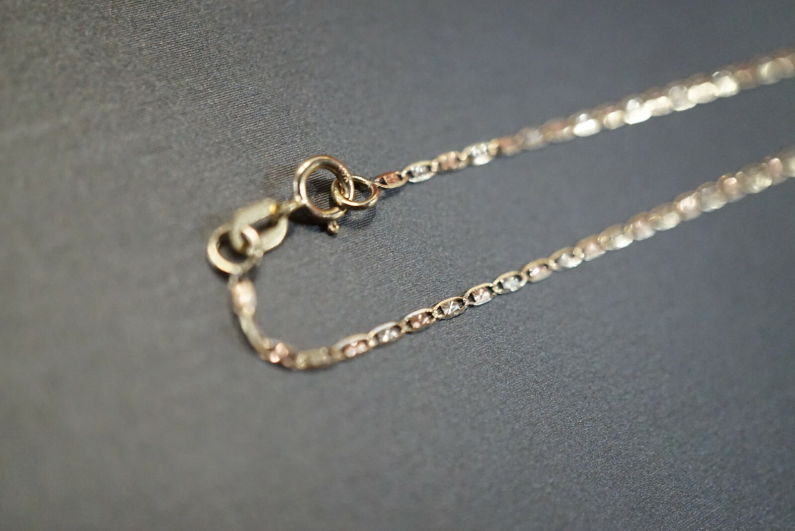 10K Solid Yellow Gold Tri Color 1.5 MM Thin Valentino Chain Necklace. 16″ – 24″
