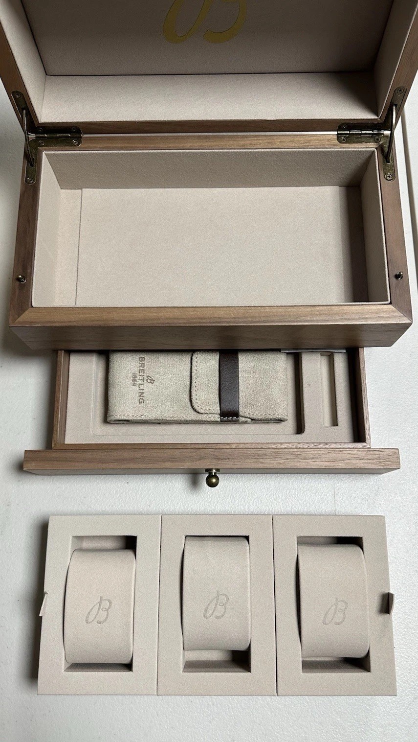 Breitling Collectors Box, 3 Watch Slot & Dror Below. 100% Authentic, Very Rare
