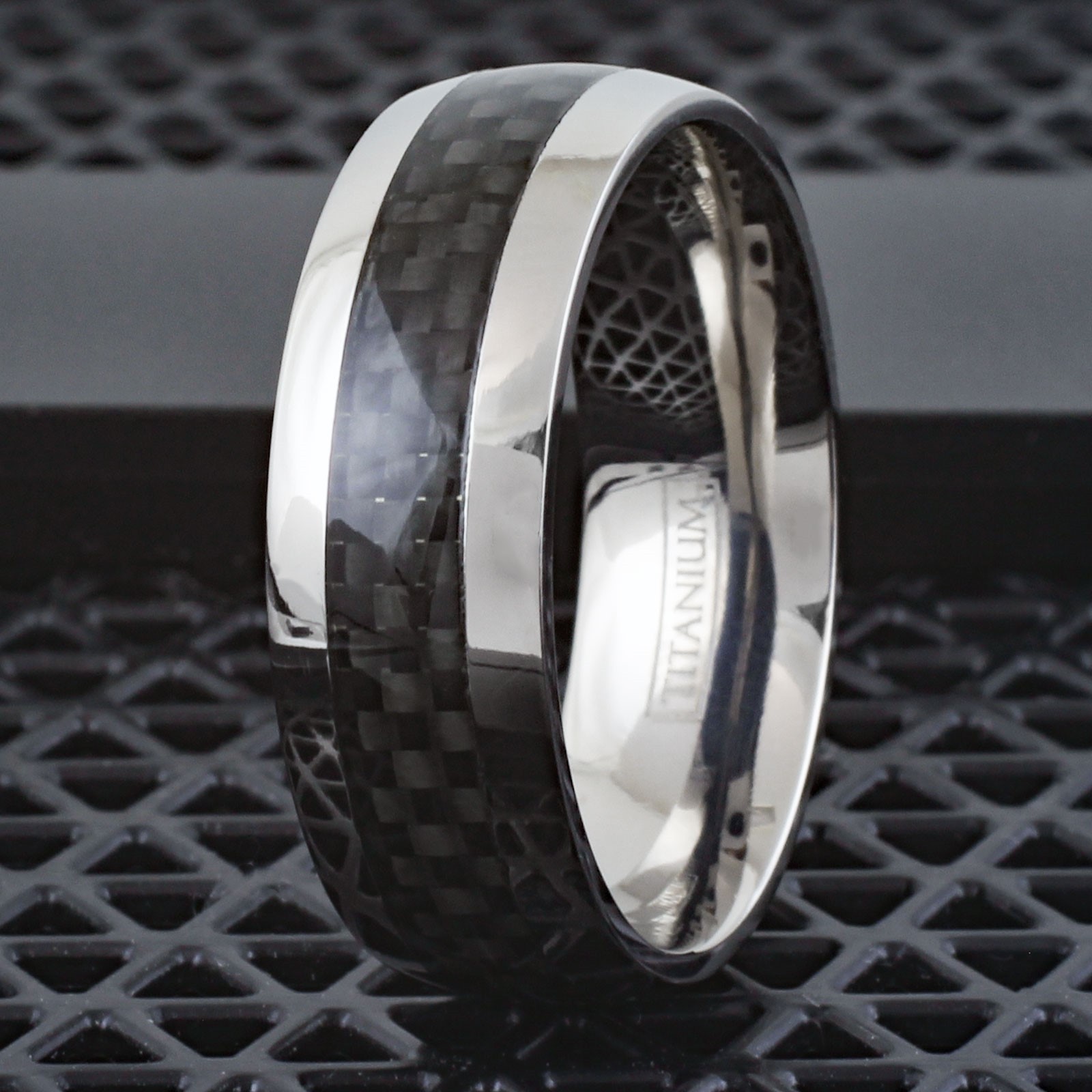 Titanium Black Carbon Fiber Stripe Comfort Fit Men’s Wedding Band Ring size 5-13
