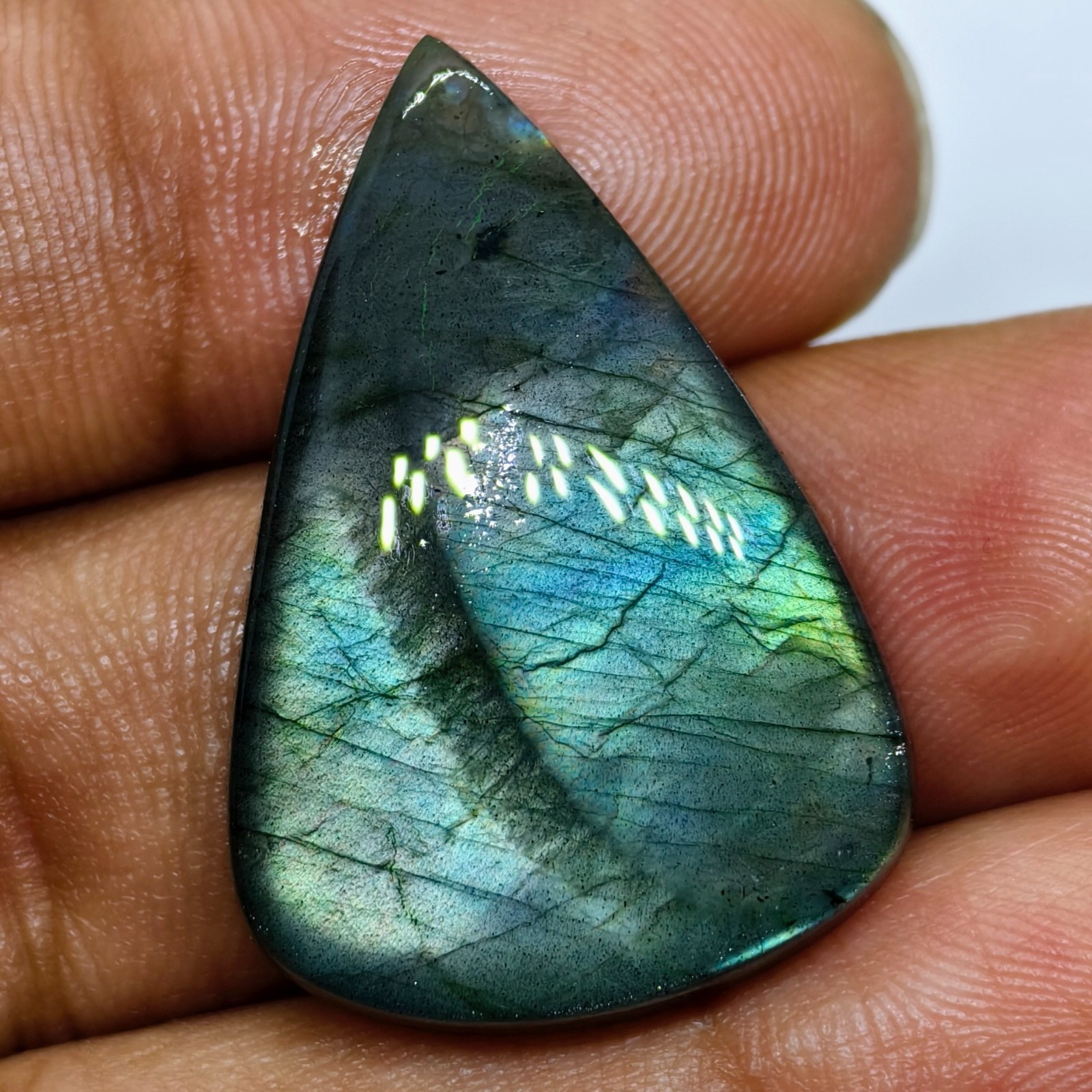 28 Cts Natural Labradorite Cabochon Gemstone For Jewelry 30.6×21.2×5.7 MM