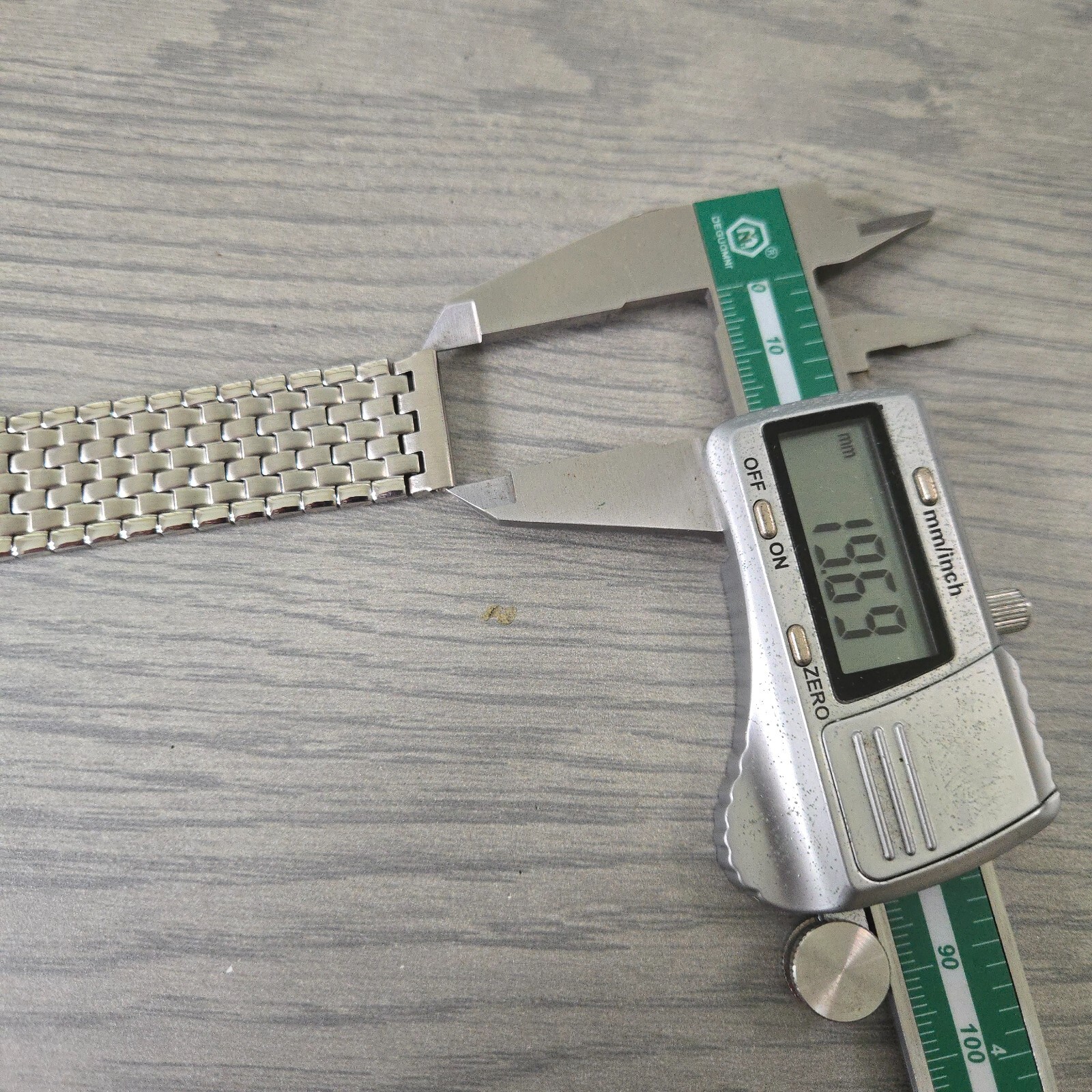 Rare and beautiful high quality stainless steel watch bracelet/watch band 20mm
