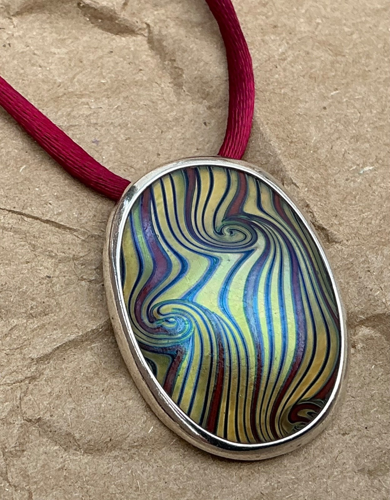 Vtg 1977 Orient & Flume Pendant Necklace Art Glass Iridescent Sterling Favrille