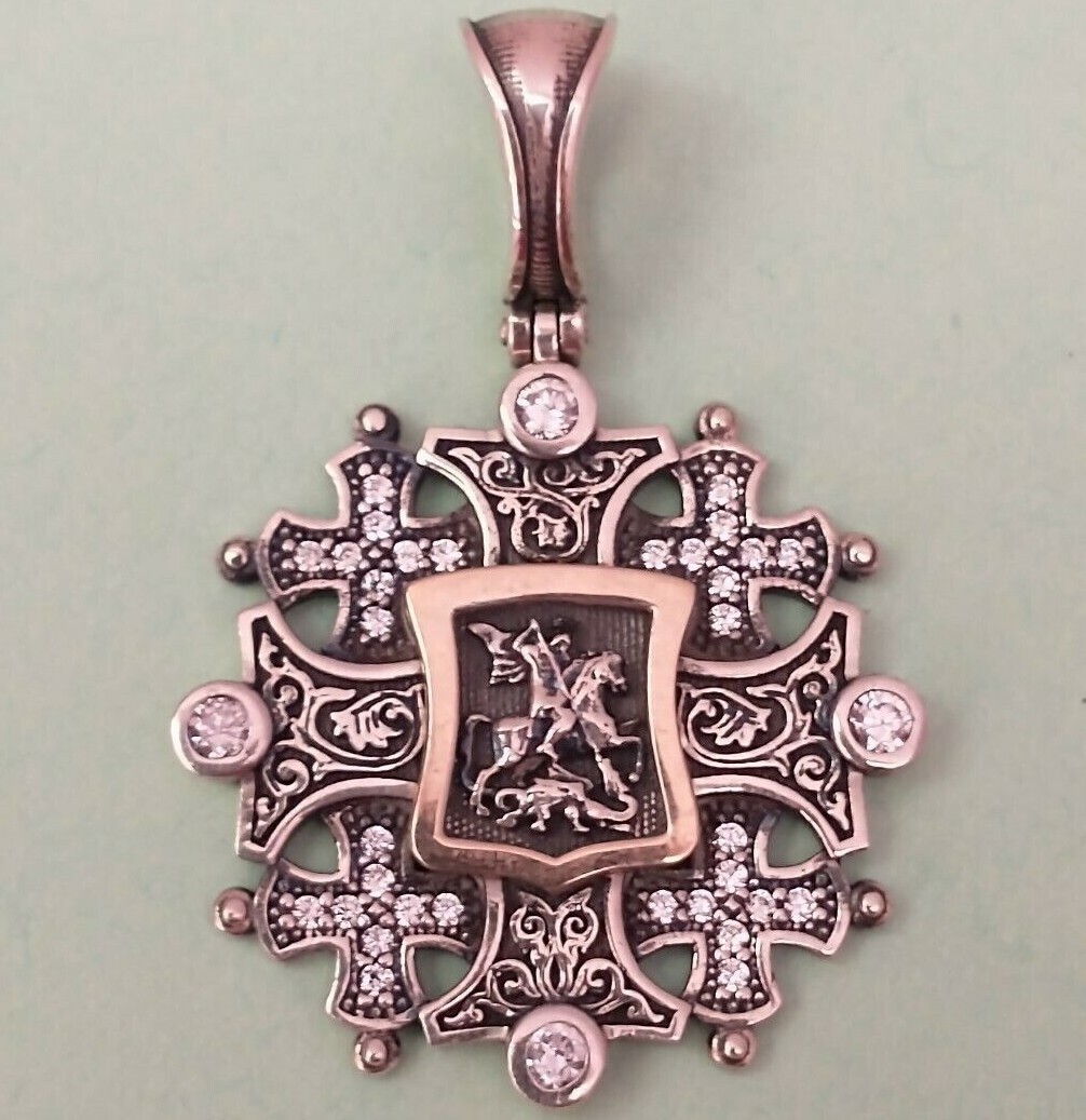 STERLING SILVER, CUBIC ZIRCON SAINT GEORGE 7.7 GRAMS, 28.5mm WIDE, 31.5mm LONG