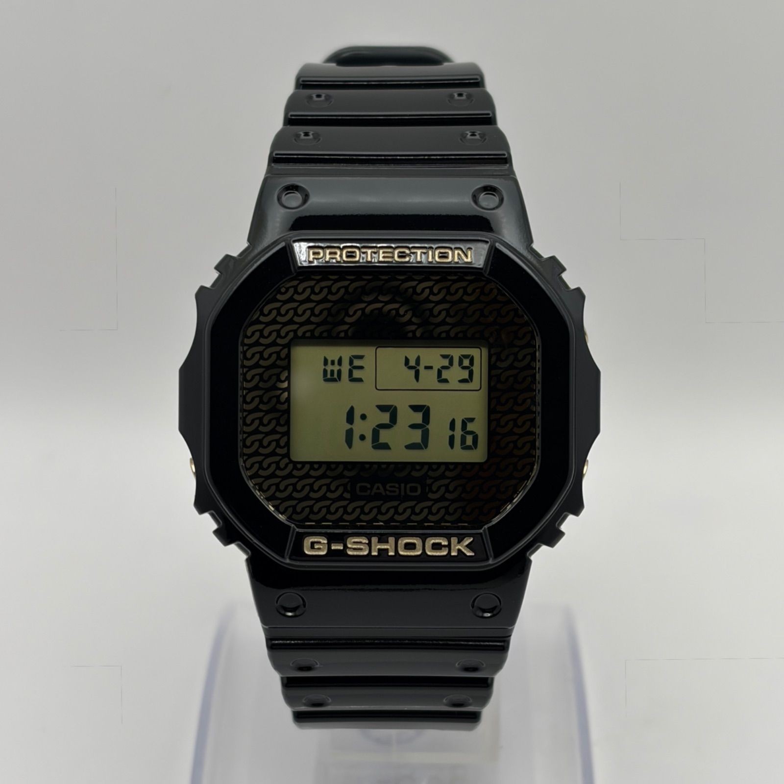 (T844) Normal Operation CASIO G SHOCK 5600 SERIES CARBON CORE GUARD Custom Set D