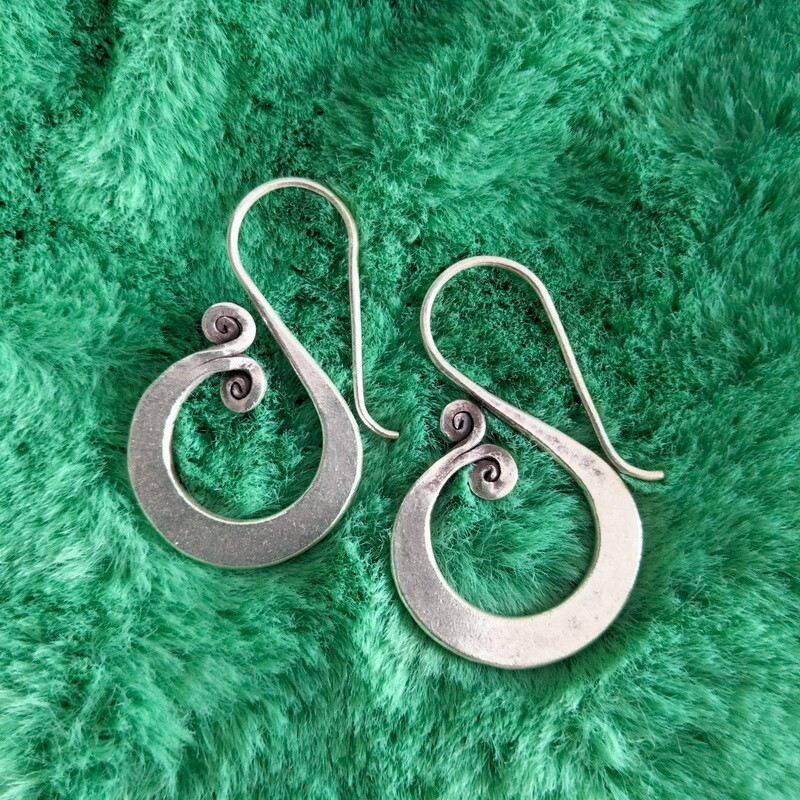 Fine Sterling Silver Earrings 925 Handcraft Tribal Jewelry Hoops Vintage ERA1213