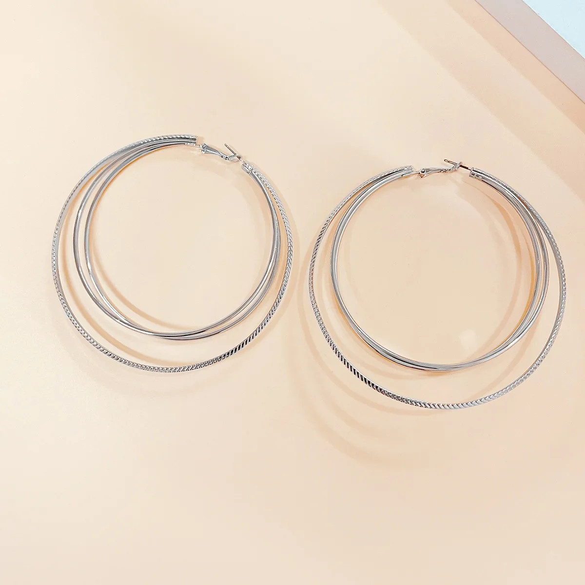 1 pair of new metal exaggerated three-layer large circle earrings, simple