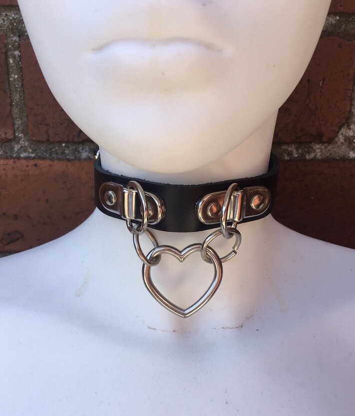 Leather Double D & Heart Ring Choker Choice of Colours Hand Made Real Leather