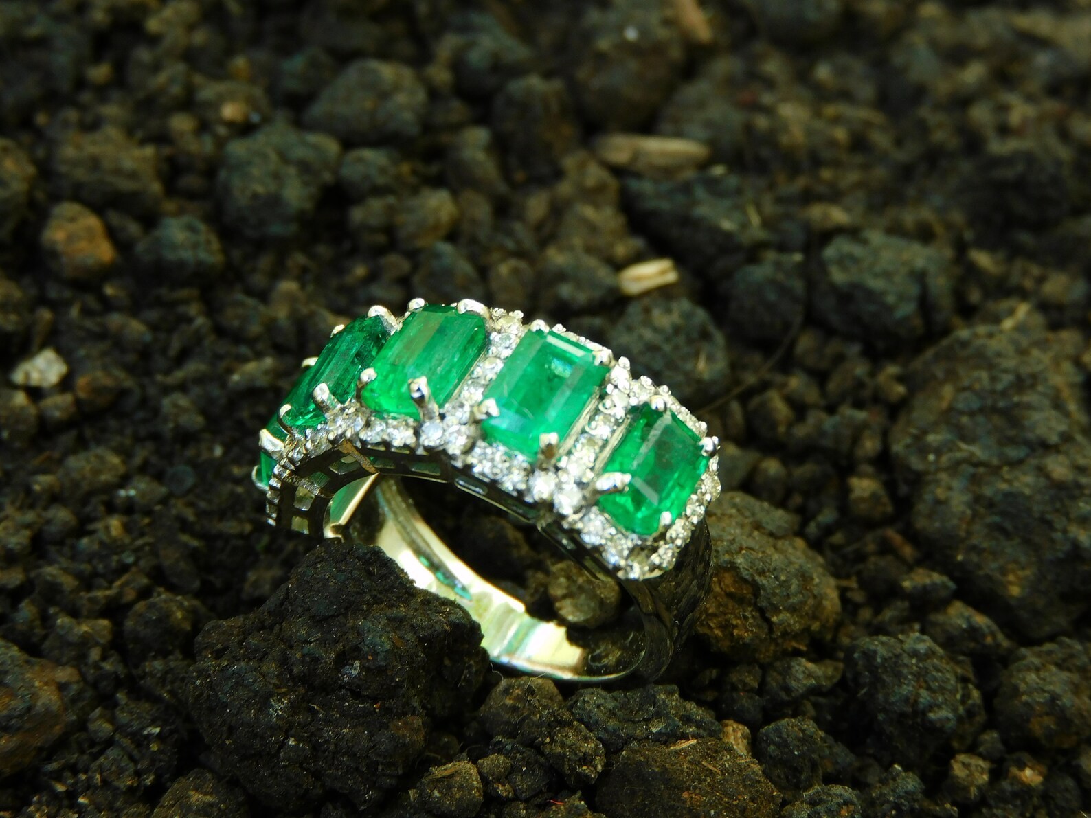 2.55 Ct Emerald Cut Natural Emerald & Diamond Ring 14K Solid White Gold Size 7