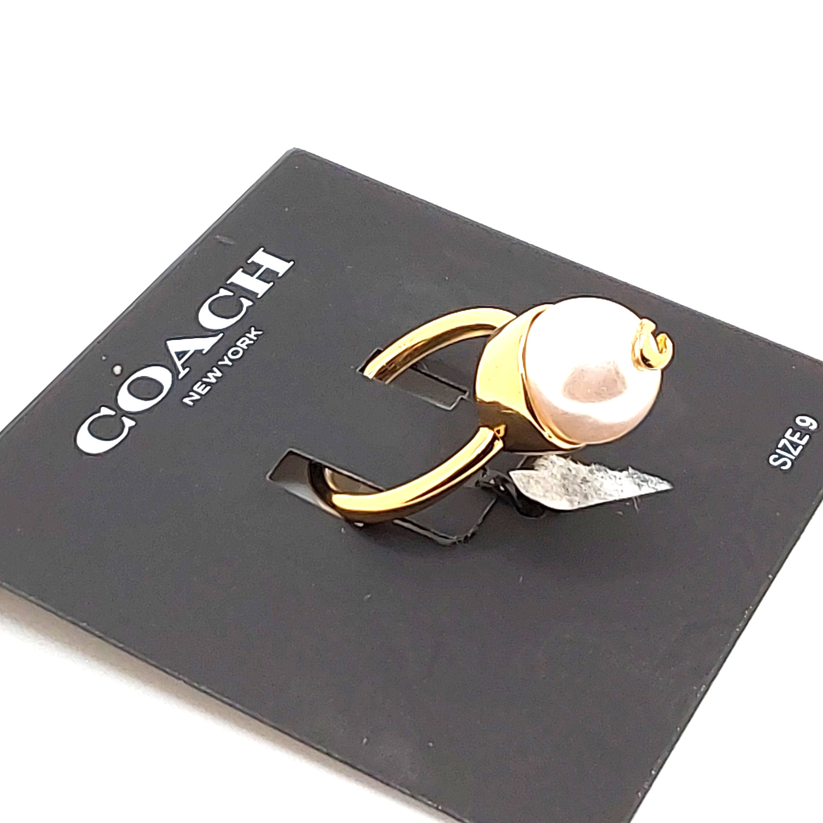 Coach New York Signature C Gold Tone Solitaire Pearl Ring Women’s Size 8