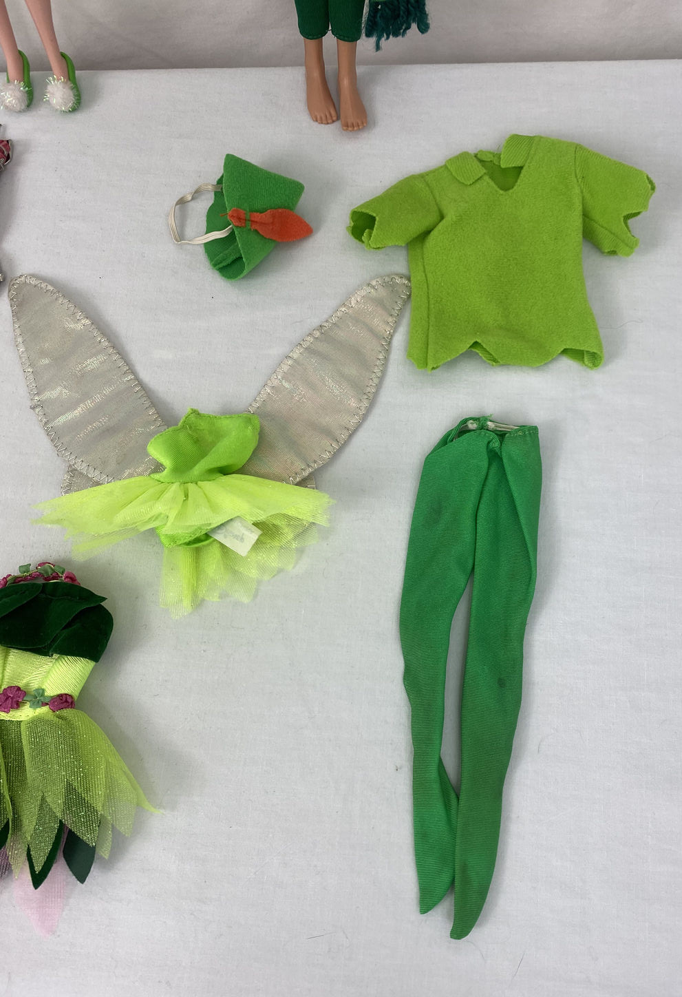 Disney Peter Pan Lot 3 Dolls + Tinker Bell Watch + 8 Outfits + Accessories