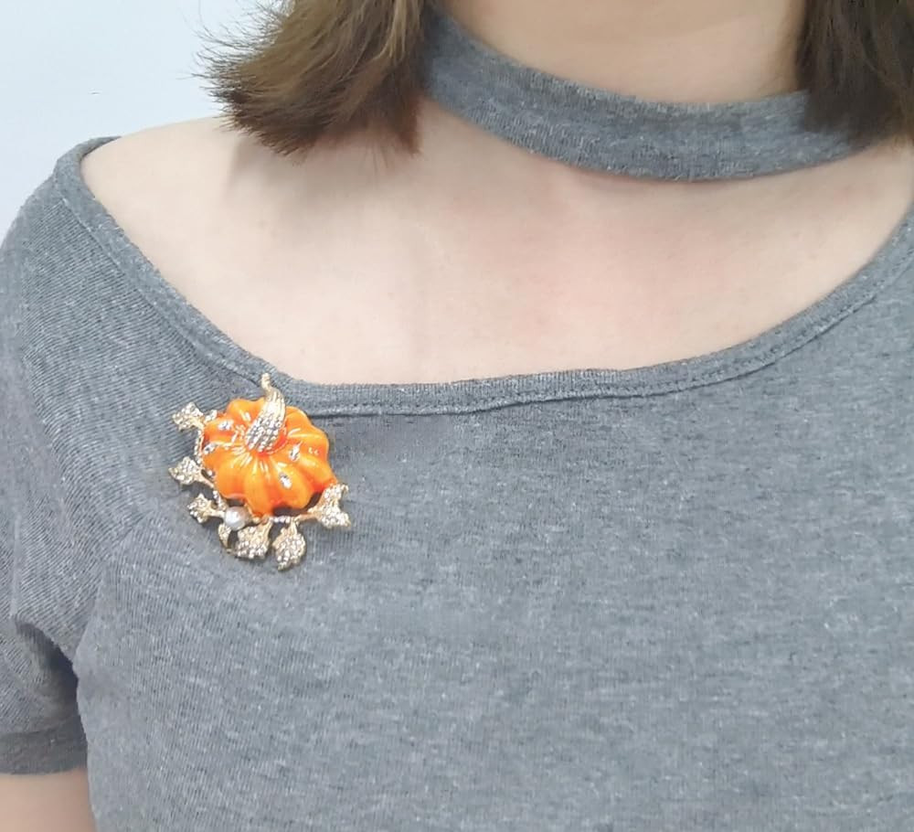 Rhinestone Autumn Pumpkin Brooch for Women Girls Fashion Enamel Halloween Thanks