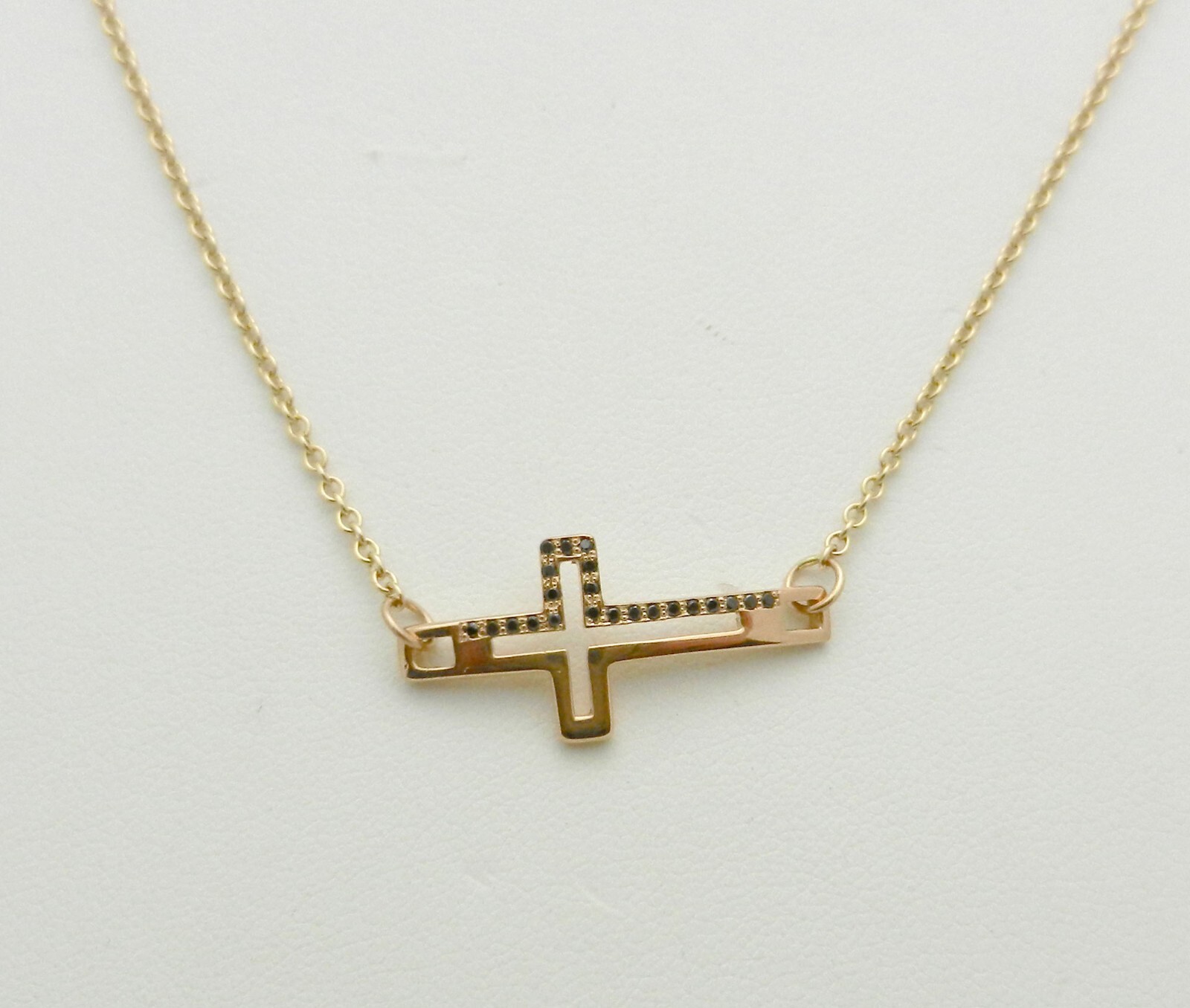 Unique Design Skeleton CROSS with Chain Necklace 22″ long 5.3 gram of 14k Gold