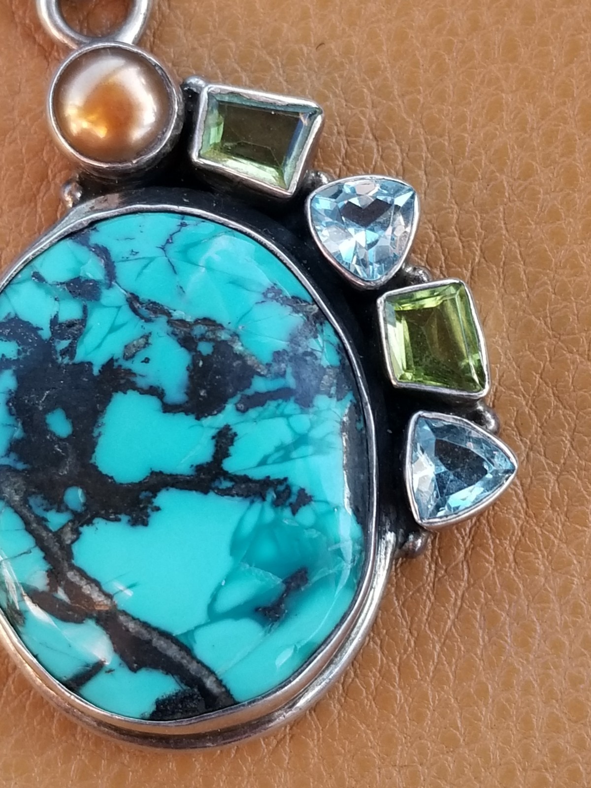 Multi Gemstone Pendant Blue Topaz/Peridot