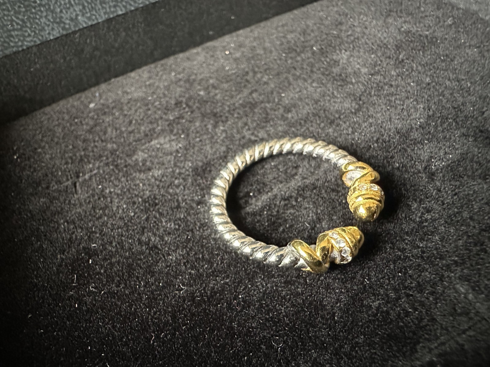 David Yurman Petite Helena Ring Sterling Silver 925 / 18K Gold & Diamonds SZ 9