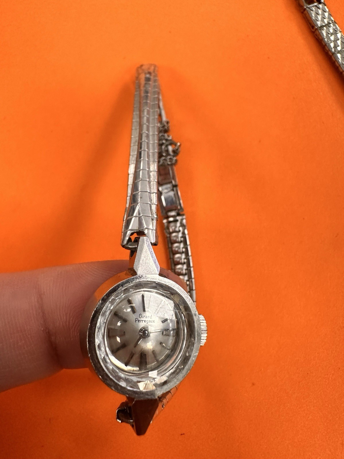 Girard Perregaux Silver Metal Wristwatch Women Analog Stick Indexes Dress Round