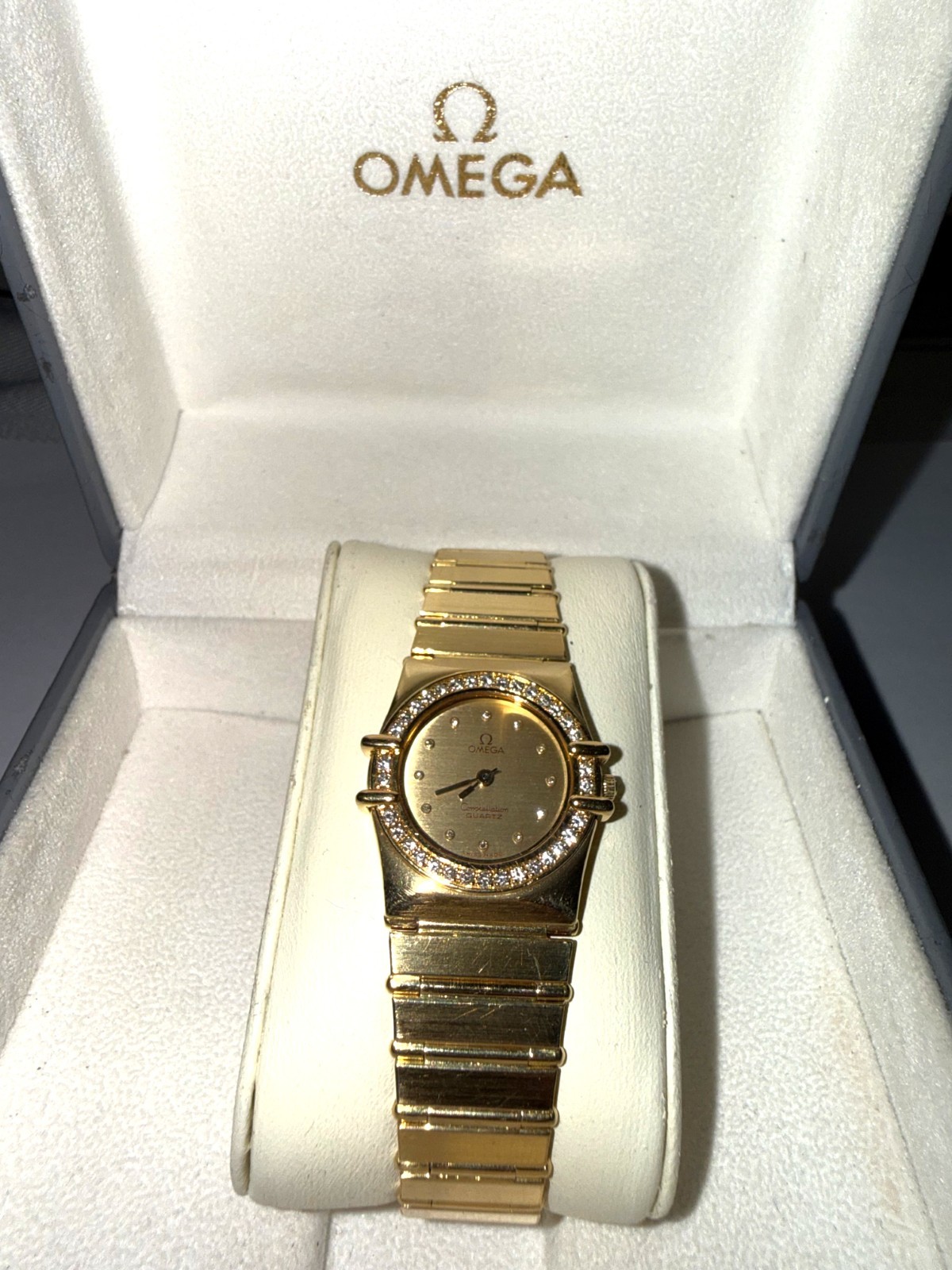 Womens Omega Constellation 18K Gold Diamond Watch w/Box & Papers!