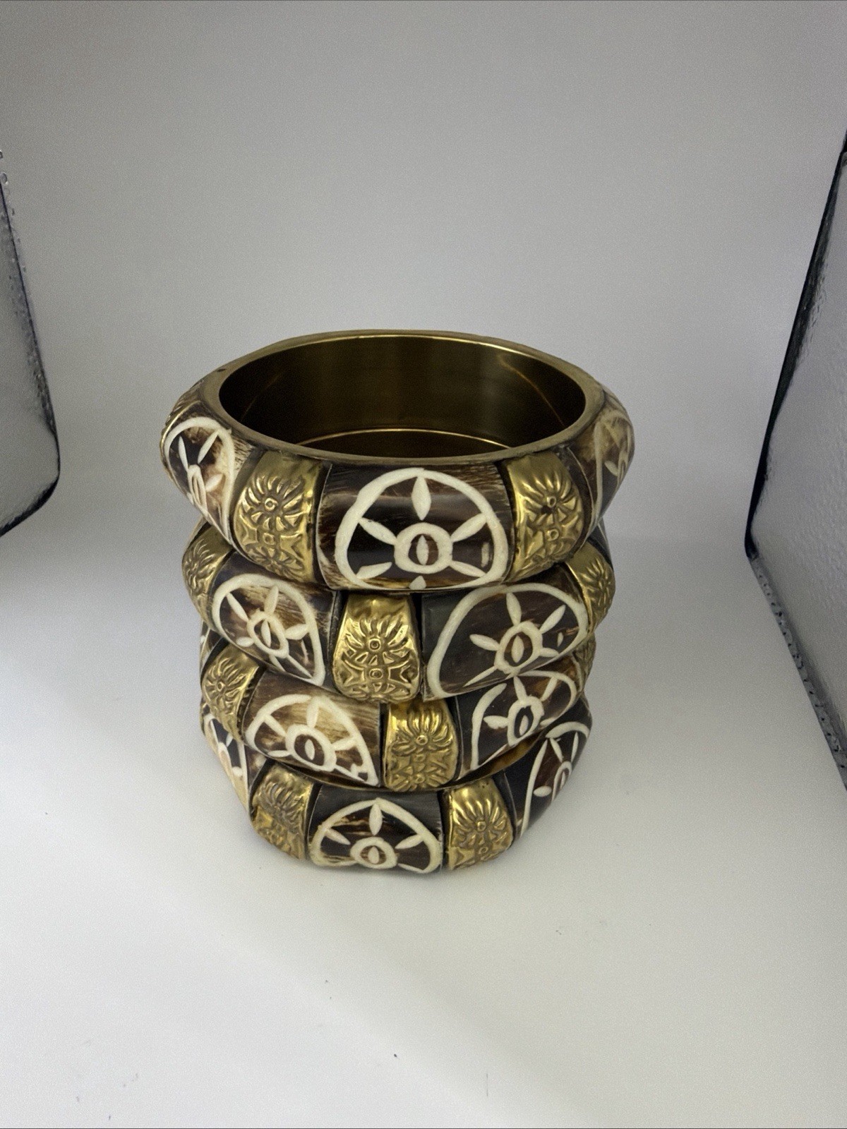4pcs Buffalo Horn & Bone Inlay Brass Bangle Bracelet Handmade Ethnic Jewelry