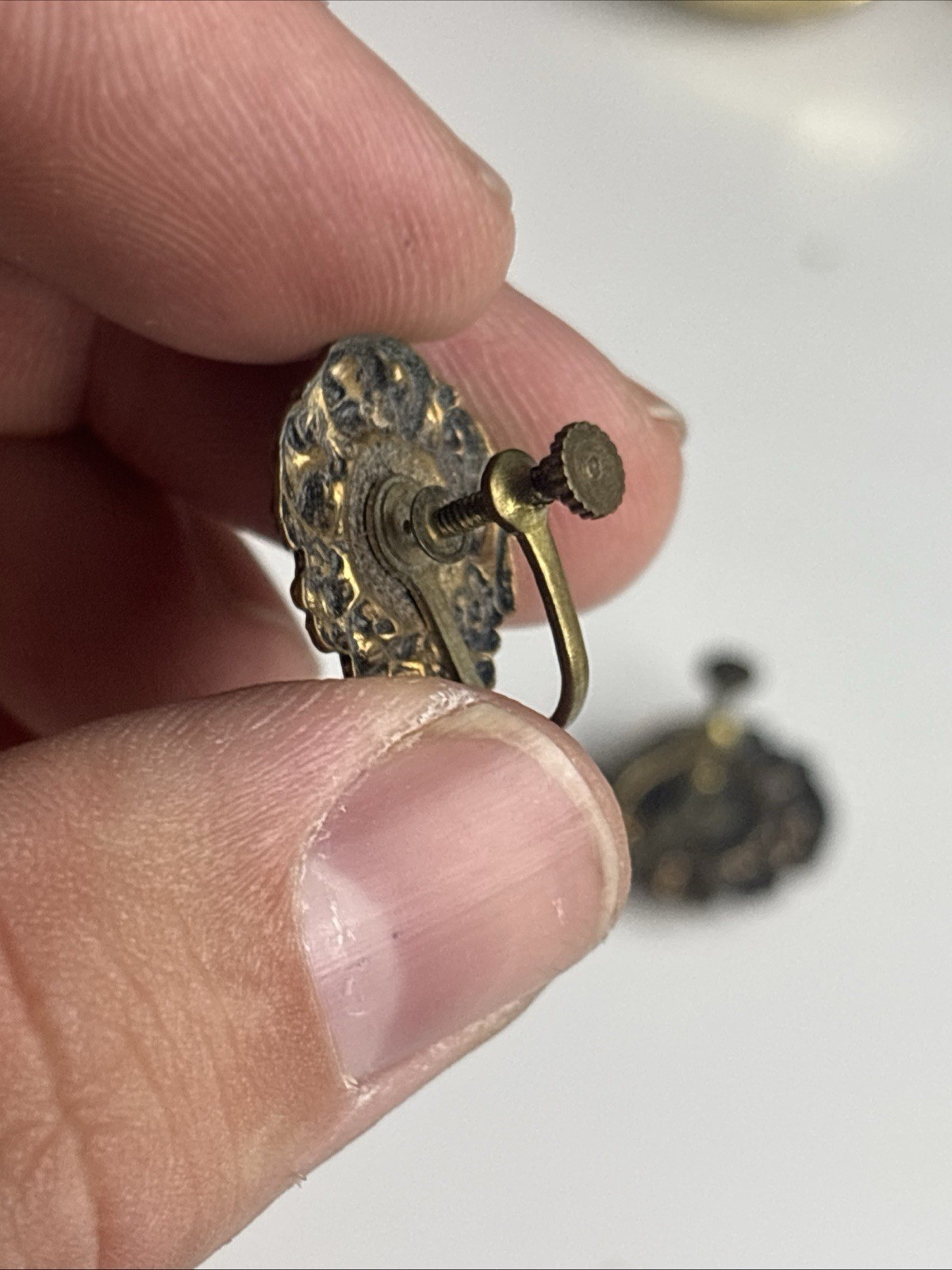 Vintage Cameo Screw Back Earrings