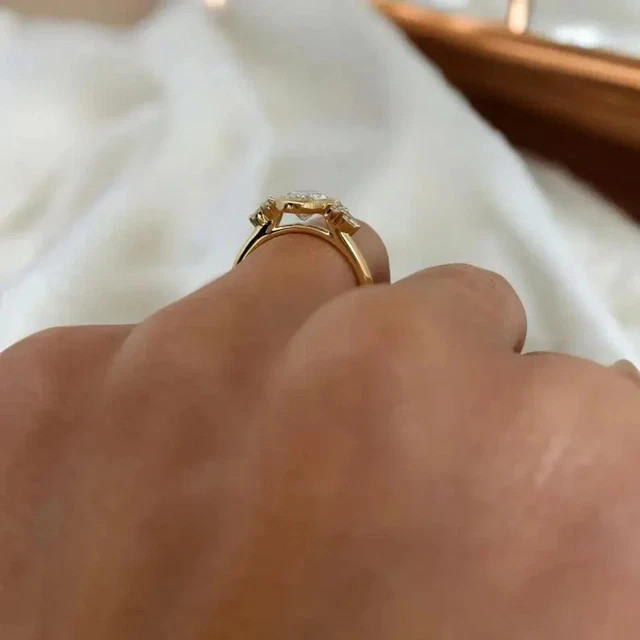 2 Ct Oval Cut Lab-Created Diamond Wedding Ring 14K Yellow Gold Finish