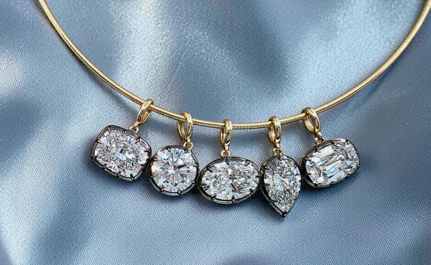4.00 Ct Round Lab Grown Diamond Georgian Style Pendant 14K Yellow Gold IGI