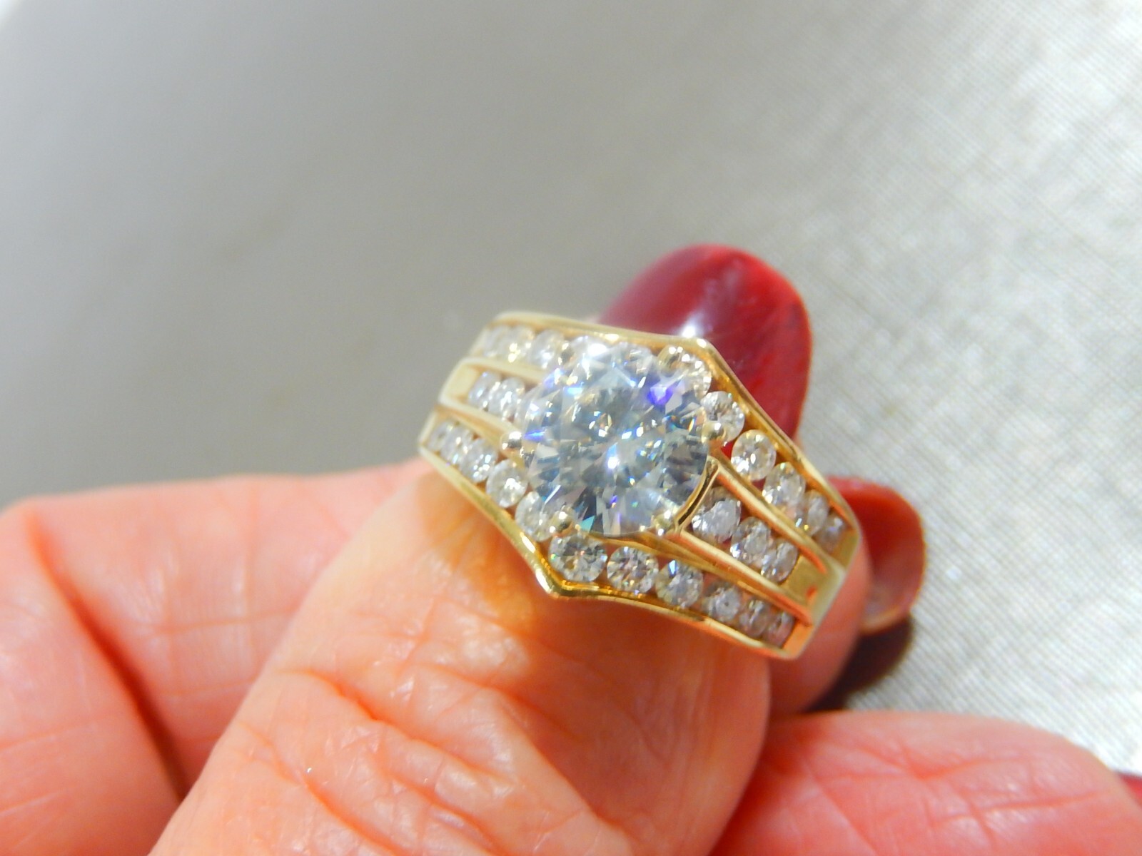 14K YG Approx. 2.5 CTW CERTIFIED MOISSANITE RING, GTR MOI S7 9.11g