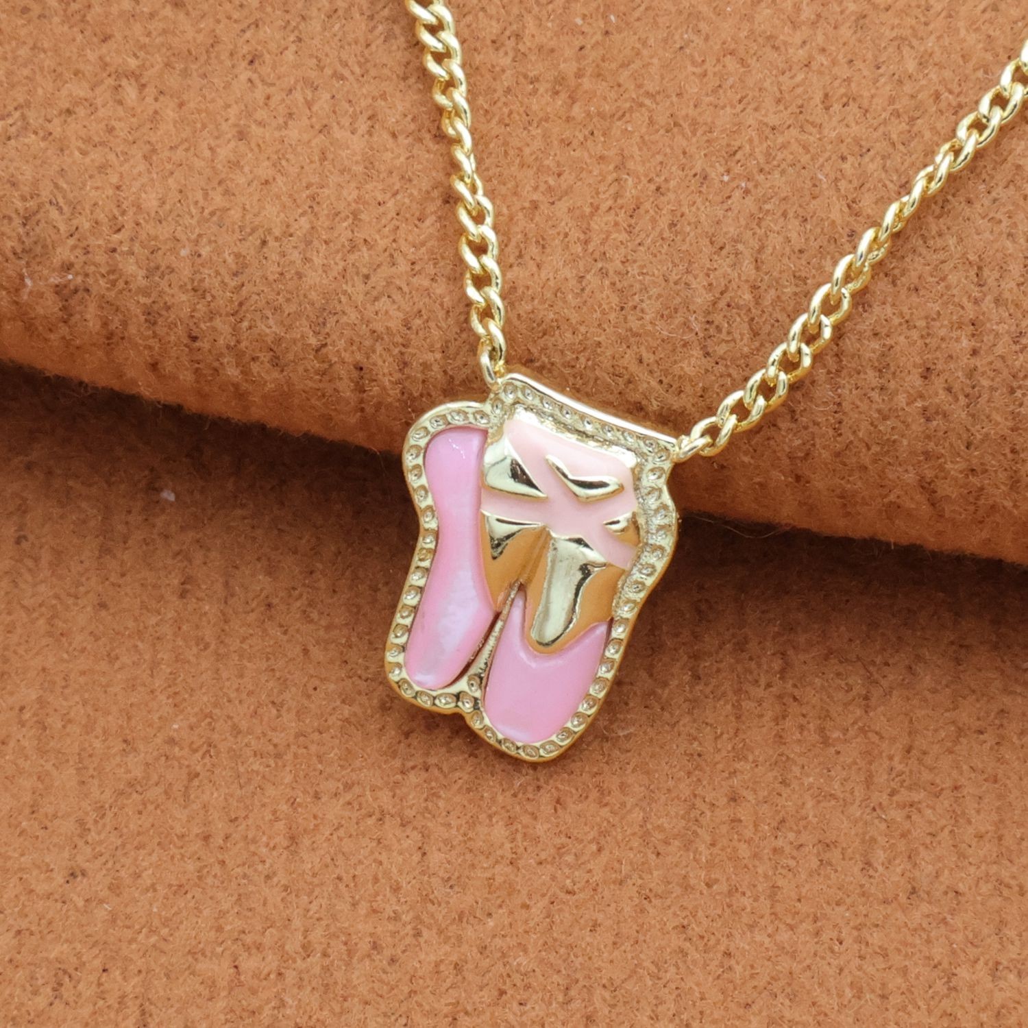 Kendra Scott | Ballet – Gold Blush Mother-of-Pearl Necklace