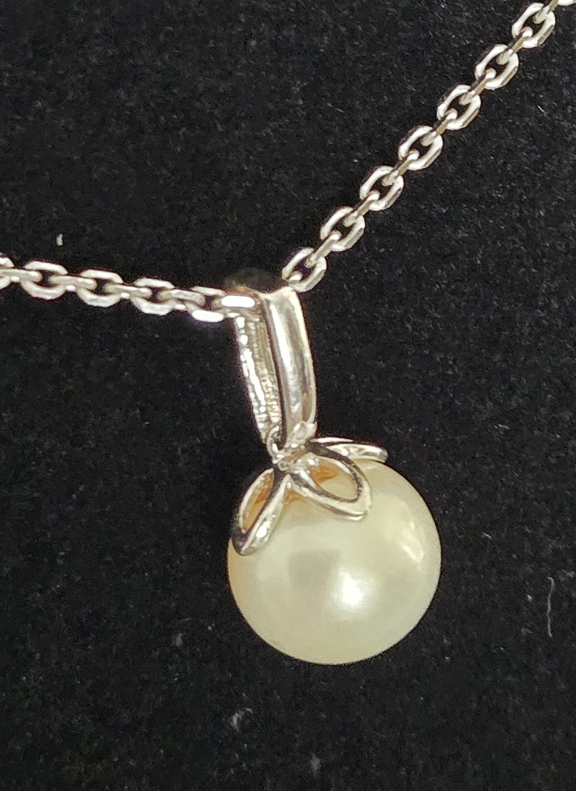 EFFY BH 14k White Gold Akoya Pearl Pendant With 925 Silver 16″ Necklace
