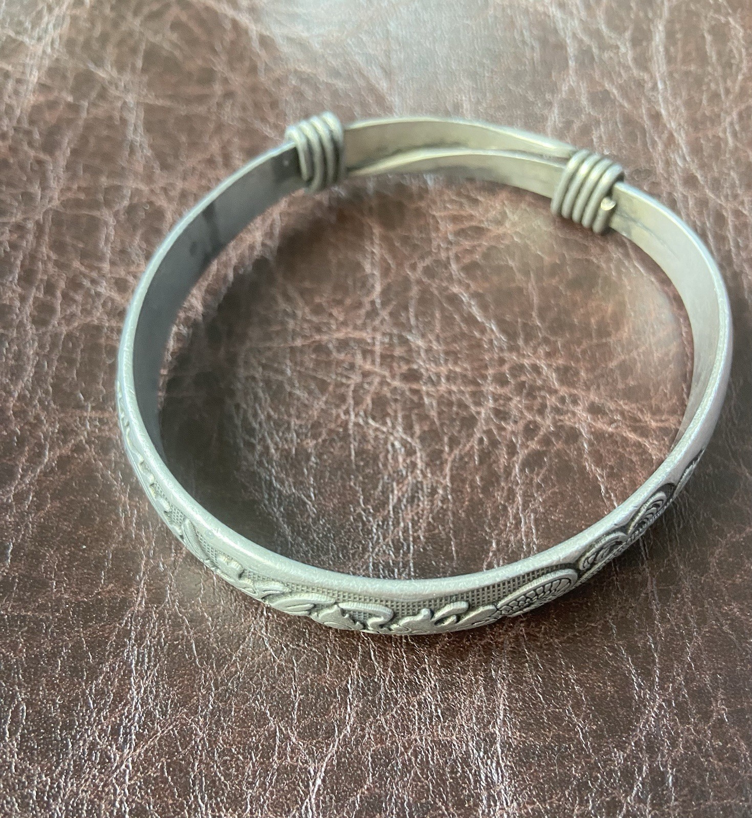 Fine Silver 990 Engraved Cuff Bracelet 34.1g