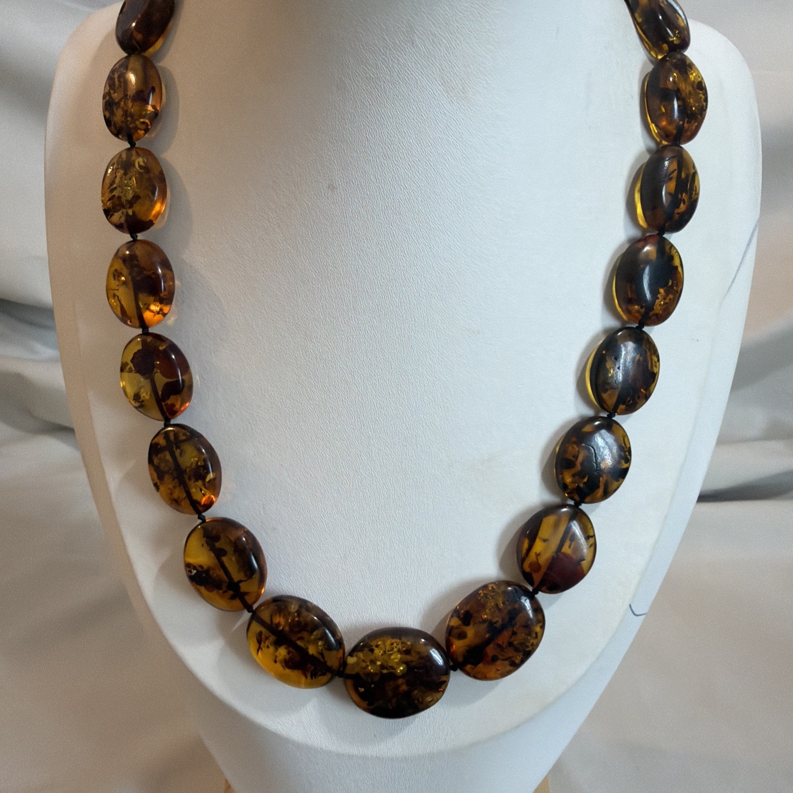 Vintage graduated beats 18 inches Genuine Baltic Amber Necklace 36g