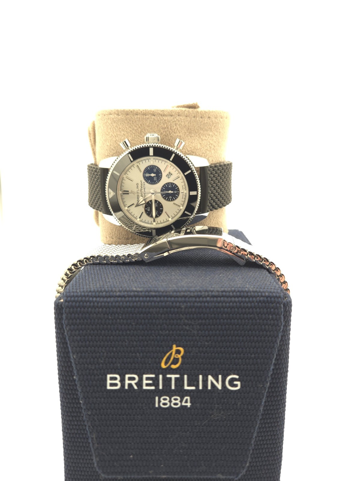 Breitling Superocean Heritage B01 Chronograph 44 Silver Dial Full Set
