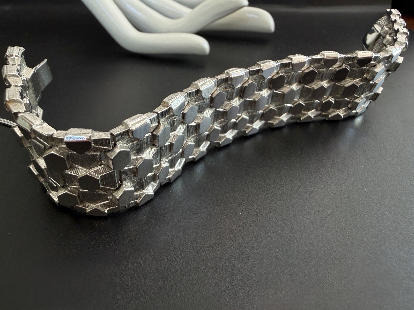 BOUCHER Signed 7804B Silver Hexagon Link Wide Gate Panel Bracelet Safety Chain 7