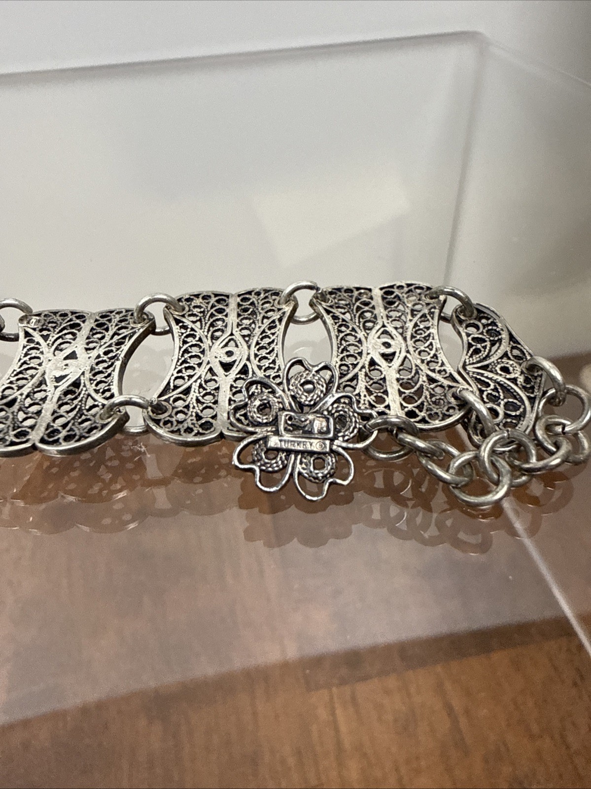 925 Silver Turkish Panel Bracelet. 7.75-8.75in Long. ~1 inch Wide. E5