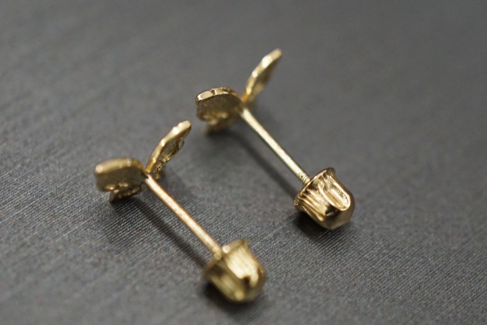 14K Solid Yellow Gold Women Children Polished Butterfly Screw Back Earring.