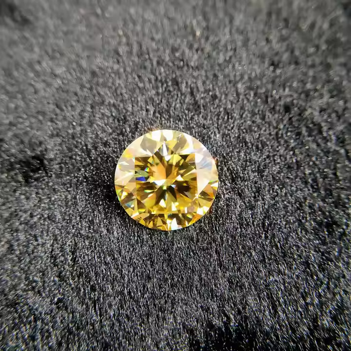 2 CT Natural Yellow Diamond – Premium Round Cut, VVS1 Clarity, D Grade Certified