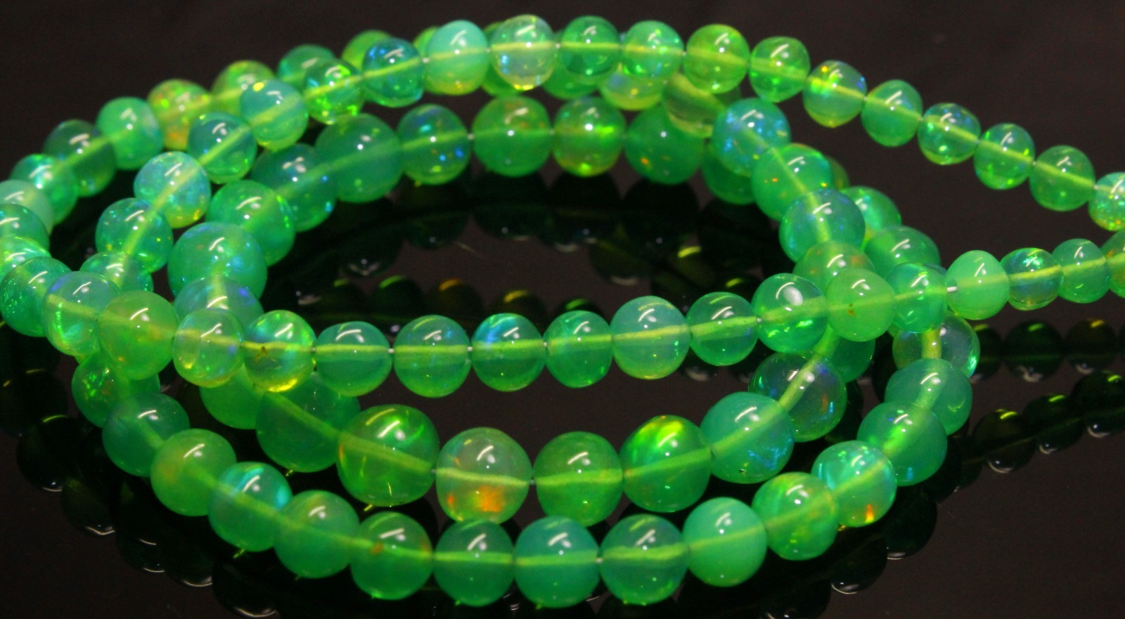 Ethiopian Green Opal Beads 4-5mm Round 8″ Strand
