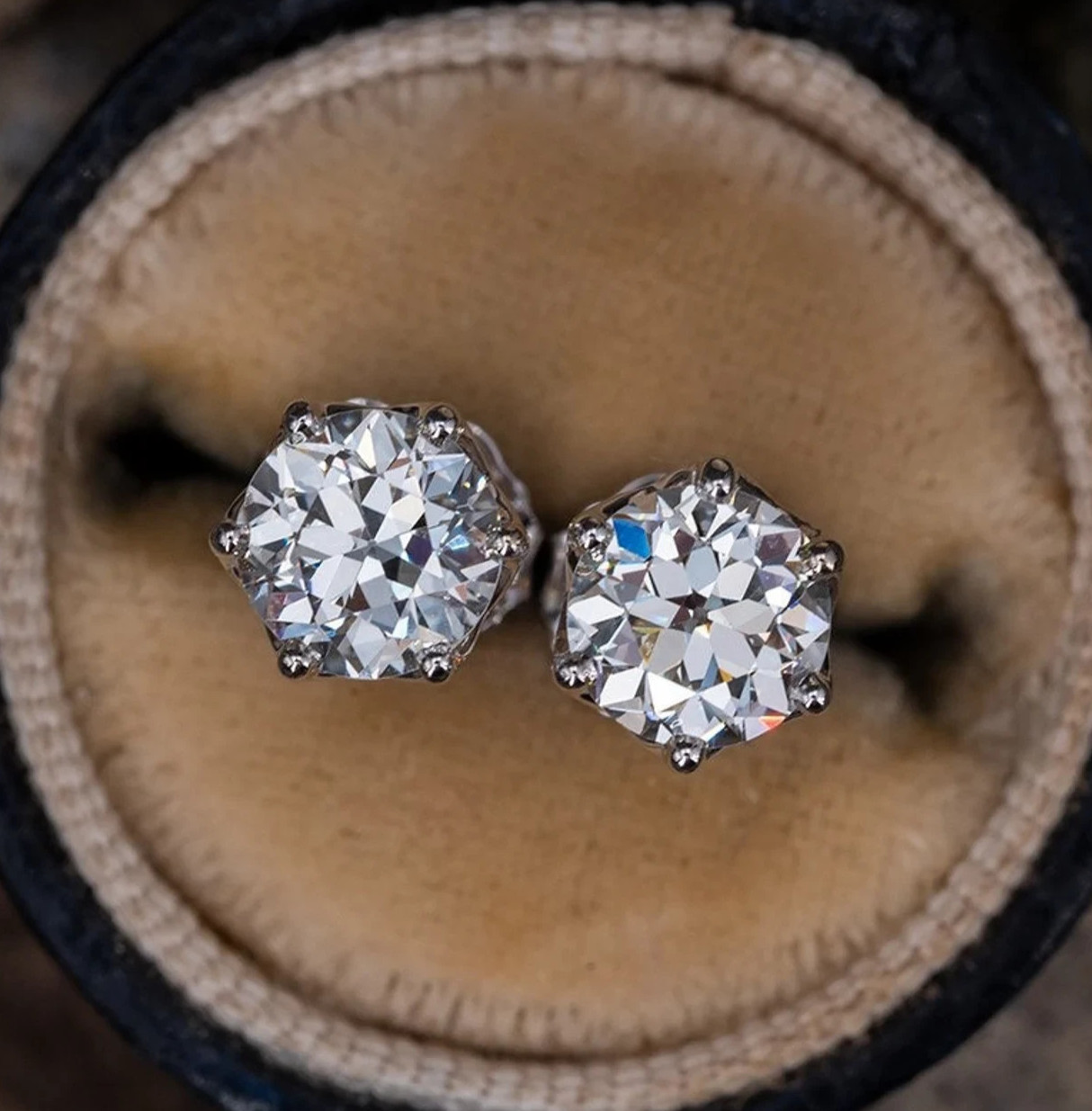 Certified 4Ct White Diamond Solitaire Studs-Wedding/Engagement Gift.No Tarrifs.
