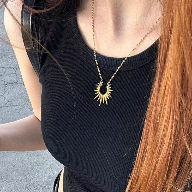 1Pcs Open Sun Choker Necklace, Chic Pendant Chain for Men Women