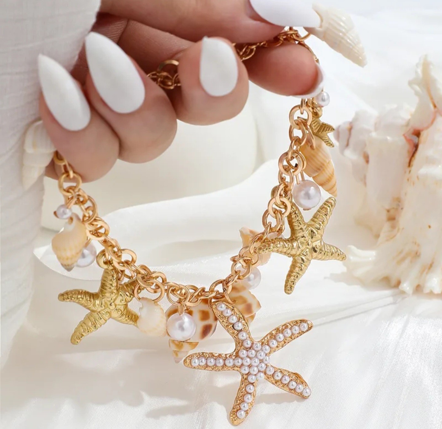 Gold Tone Adjustable Cable Chain Charm Bracelet w/ Starfish Shell & Faux Pearls