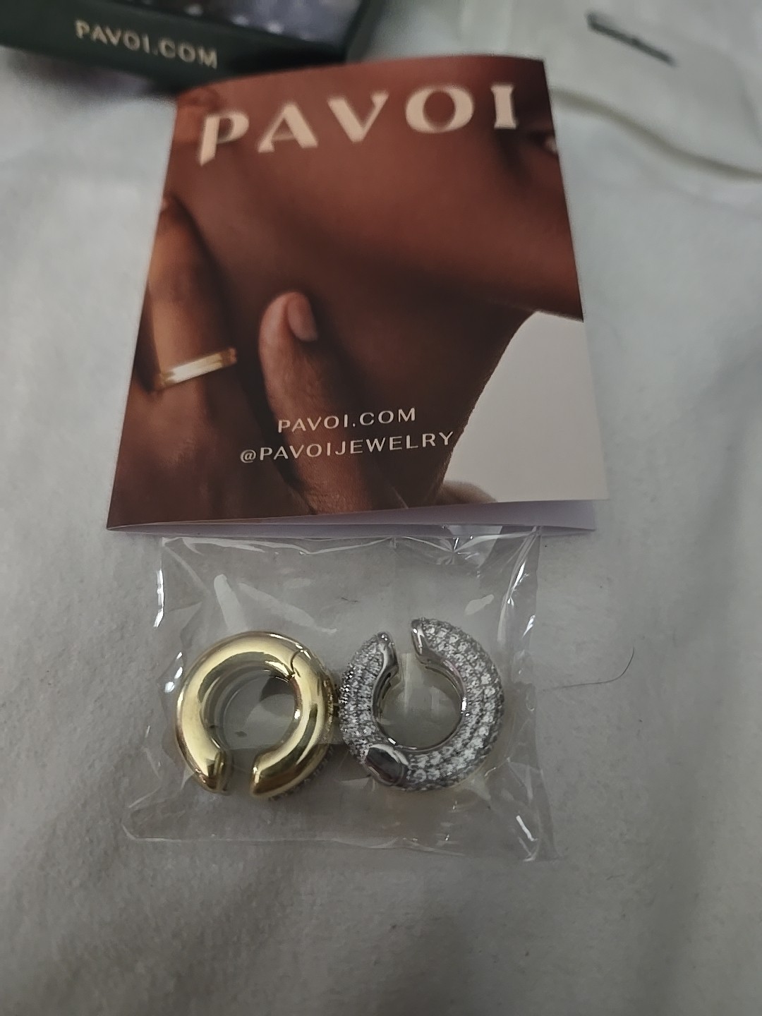 Pavoi Earcuffs
