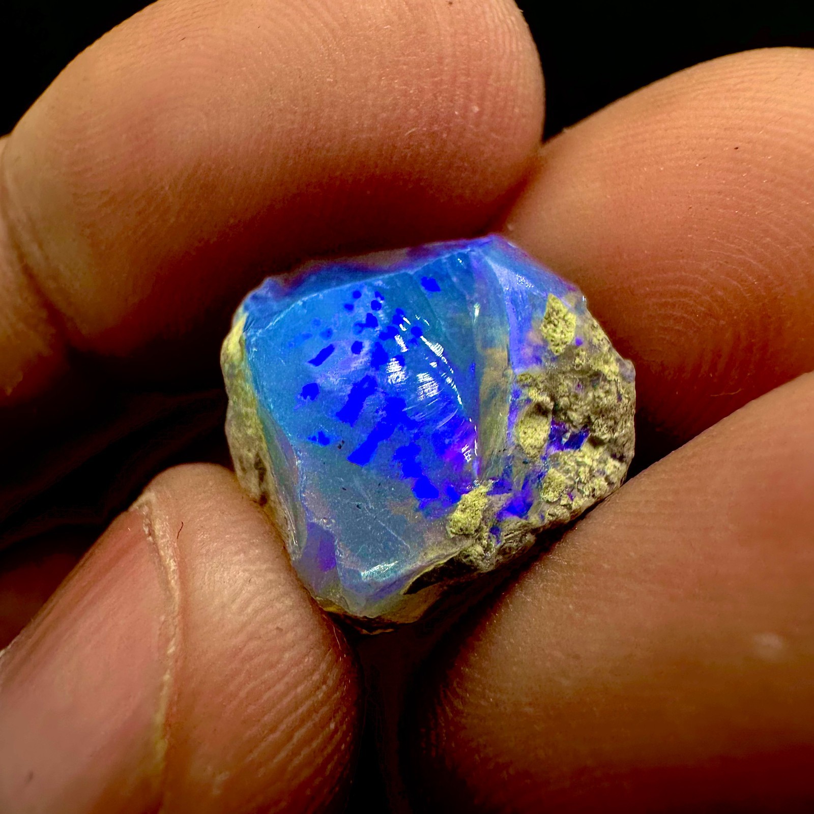 7.35 CTS Natural Ethiopian Opal Rough, Crystal Raw Welo Fire Opal Rough Gemstone